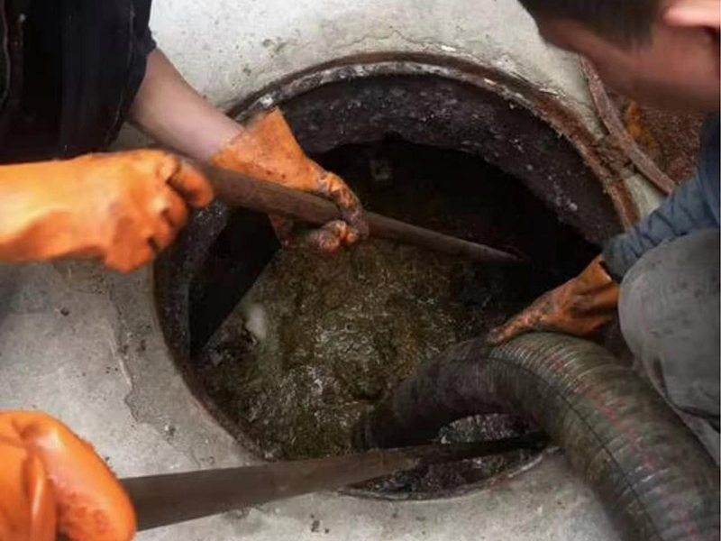 淮安清理化粪池时如何避免沼气的危害?